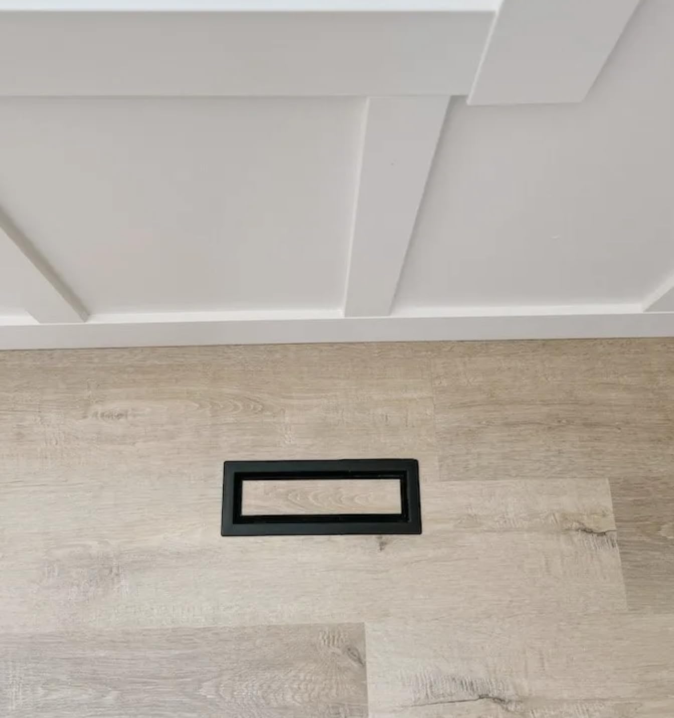 Classic Custom Flush Metal Floor Register – 4x10